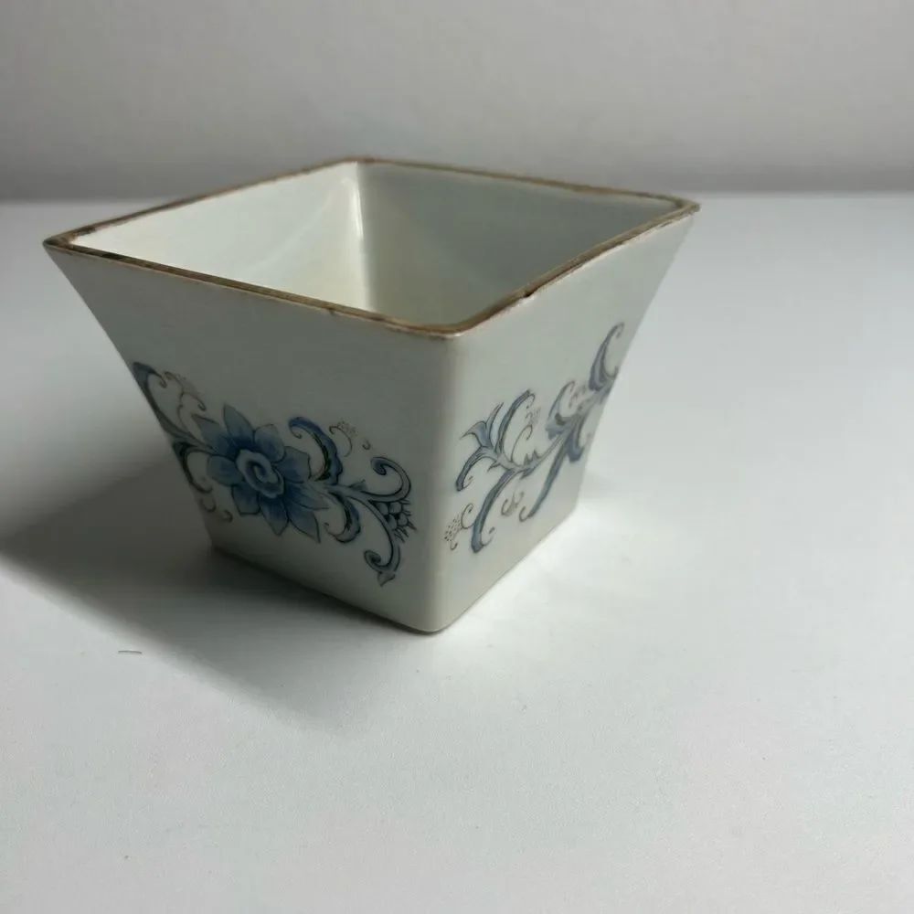 Andrea Sadek Ceramic Pot Planter Floral Design 4"